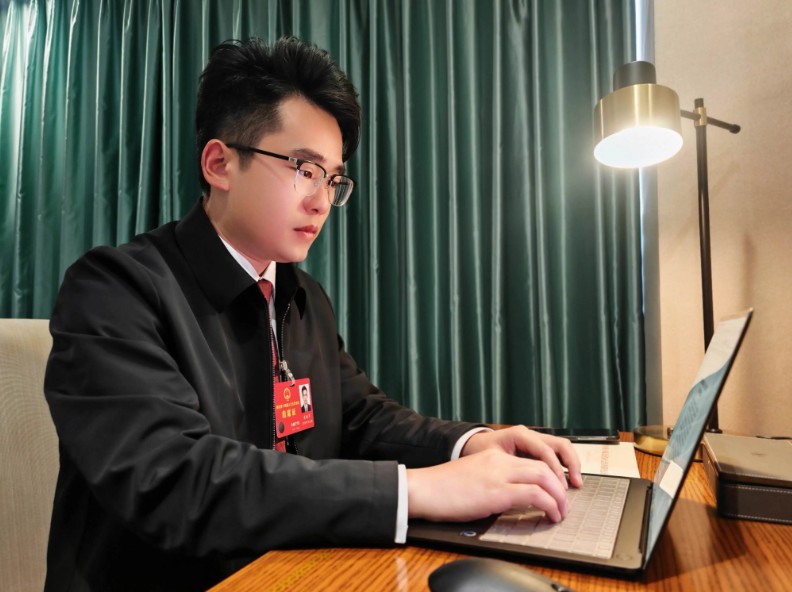 数字游民的乡村闯关记｜四川未来在线